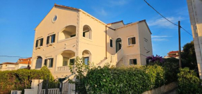 Apartments Sea Pearls, Supetar